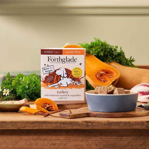 100843_-_senior_grain_free_complete_turkey_18x395g_lifestyle_table_1_mwe2mao6i9uc2xli.jpg