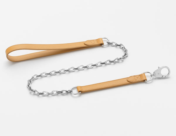 PAGERIE-PDP-Les-Arcs-The-Ox-Luxury-Leather-Leash-Saffron-02-FINAL_600x.jpg