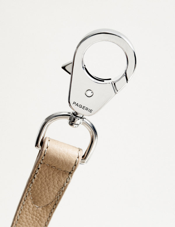 PAGERIE-PDP-The-Sahara-Collection-The-Tascher-Luxury-Leash-Sand-03-FINAL_600x.jpg